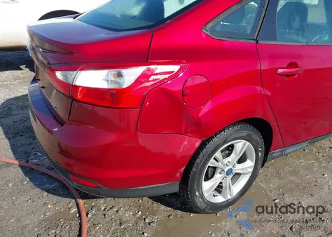 2013 Ford Focus Se z USA, uszkodzony, nr VIN 1FADP3F29DL215698